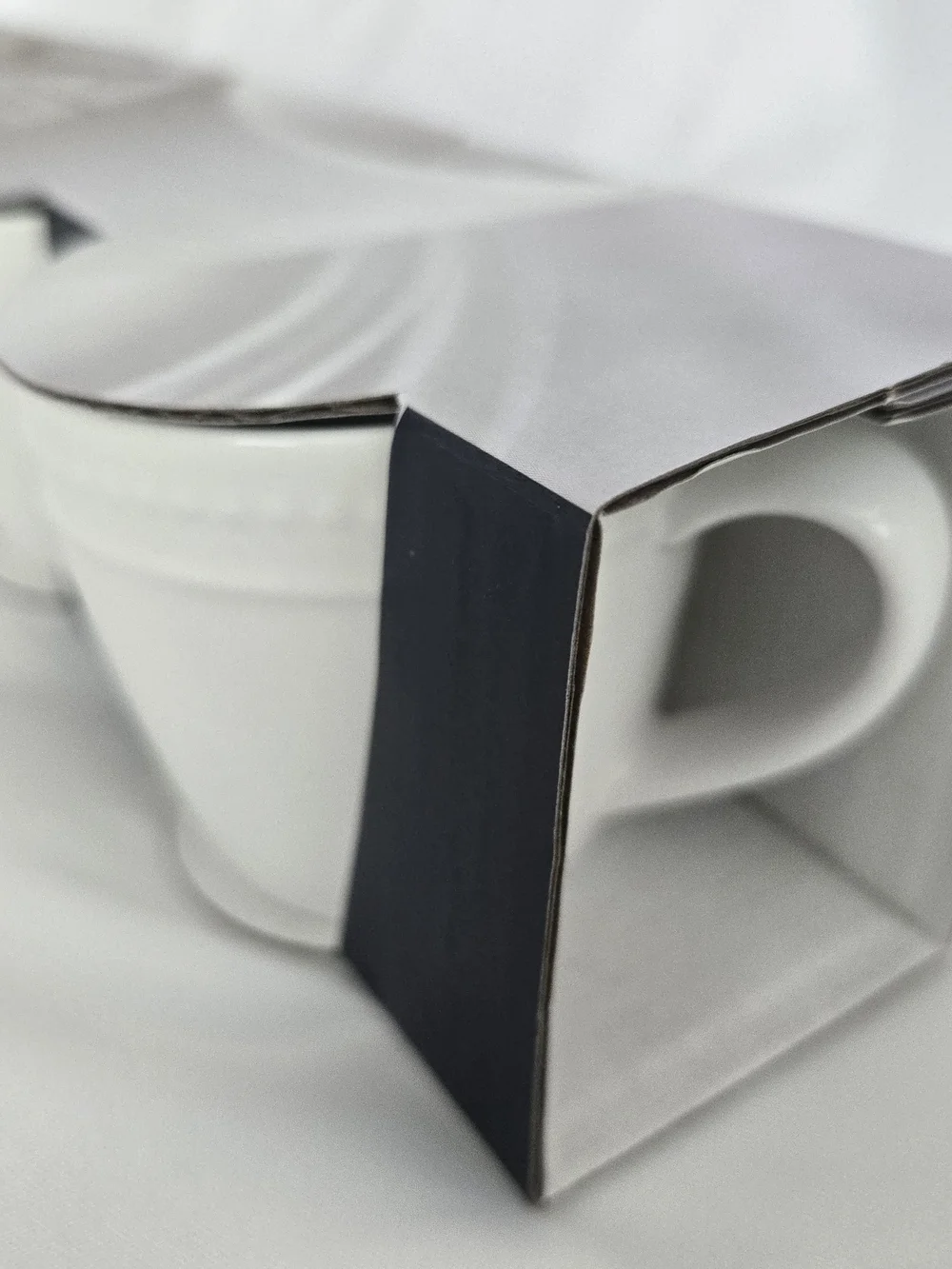 Eaton Fine Dining CASA Embossed Porcelain 4 Espresso Cups Brand New Coffee Mugs